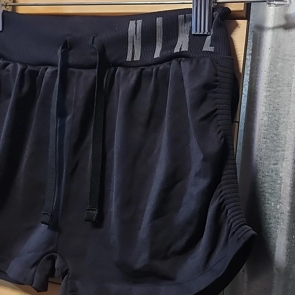 Nike drawstring size